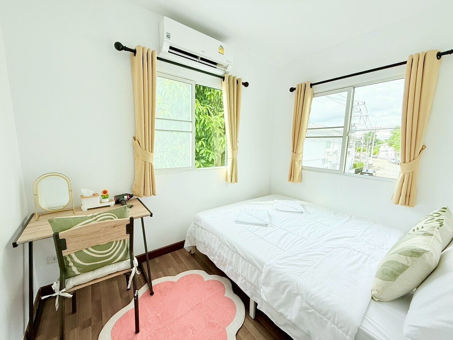 Townhome | Free WiFi