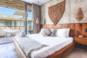 1 bedroom, desk, iron/ironing board, travel cot - Nuju Rentals |Modern 1BR Condo|Jacuzzi,Gym&Sauna (Tulum)