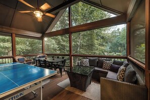 Interior - Mountain Cove Retreat-Lakefront, Hot Tub, Fire Pit, Kayaks-oars & life jackets (Lake Lure)