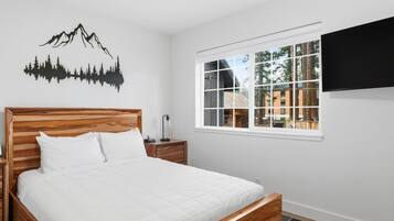 2 chambres, fer et planche à repasser, Wi-Fi gratuit, draps fournis