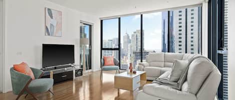 Apartment (3 Bedrooms) | Front of property