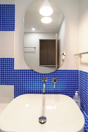 Hair dryer, towels