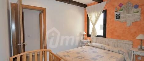 Internet, bed sheets