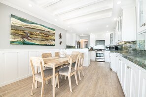 Dining - 3BR Beachfront Home, Patio on the Sand w/ Gorgeous Ocean Views! (Newport Beach)