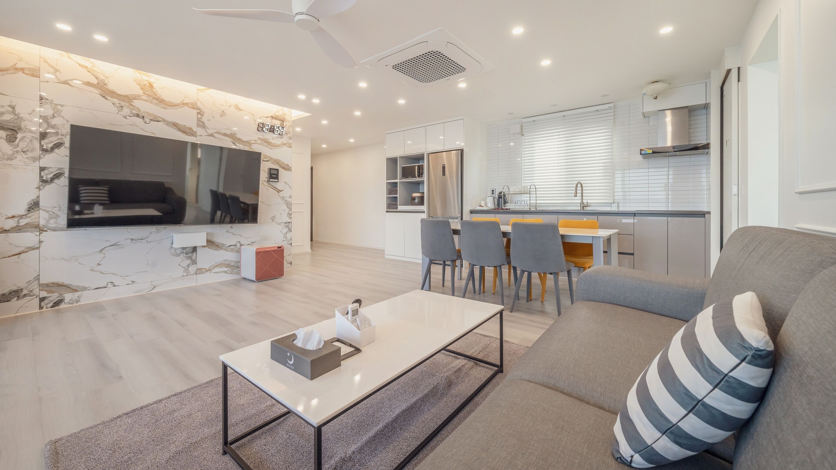 1 개의 침실, 무료 WiFi