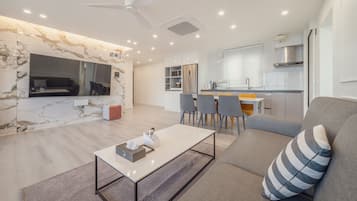 1 ๊ฐ์ ์นจ์ค, ๋ฌด๋ฃ WiFi