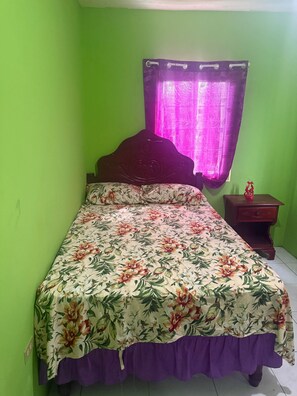 1 bedroom - Room-quiet Guest Room in Granville Falmo (Falmouth)