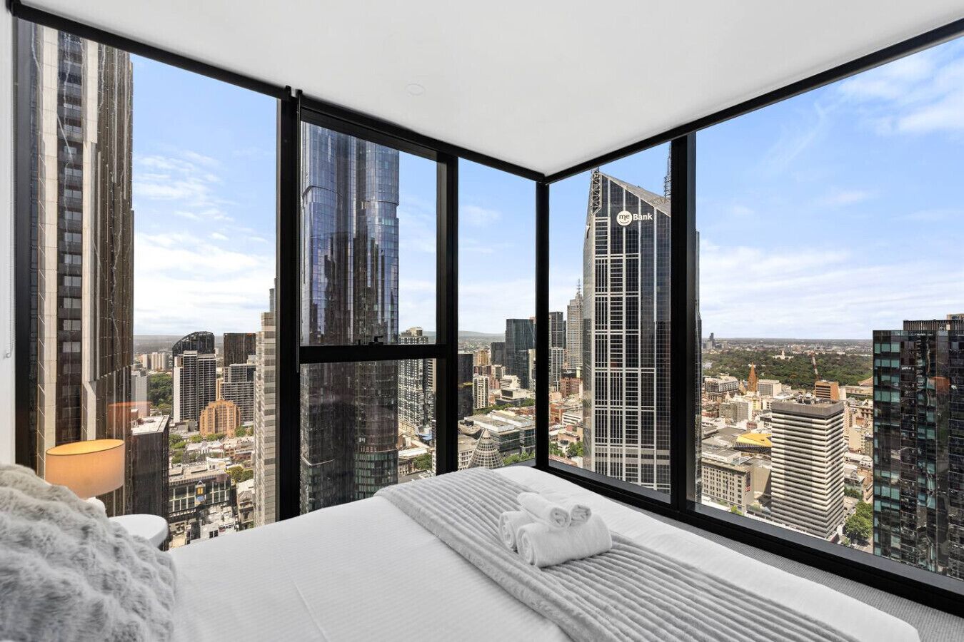 Skrivebord, strykejern/-brett, wi-fi og sengetøy