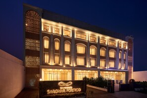 Exterior - Skywings Sarovar Portico Mathura (Mathura)