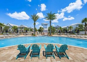 A heated pool - Luxury Prominence Home – Pool, Beach & Golf Cart (Inlet Beach)