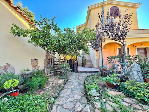 " Charming Village Deluxe "