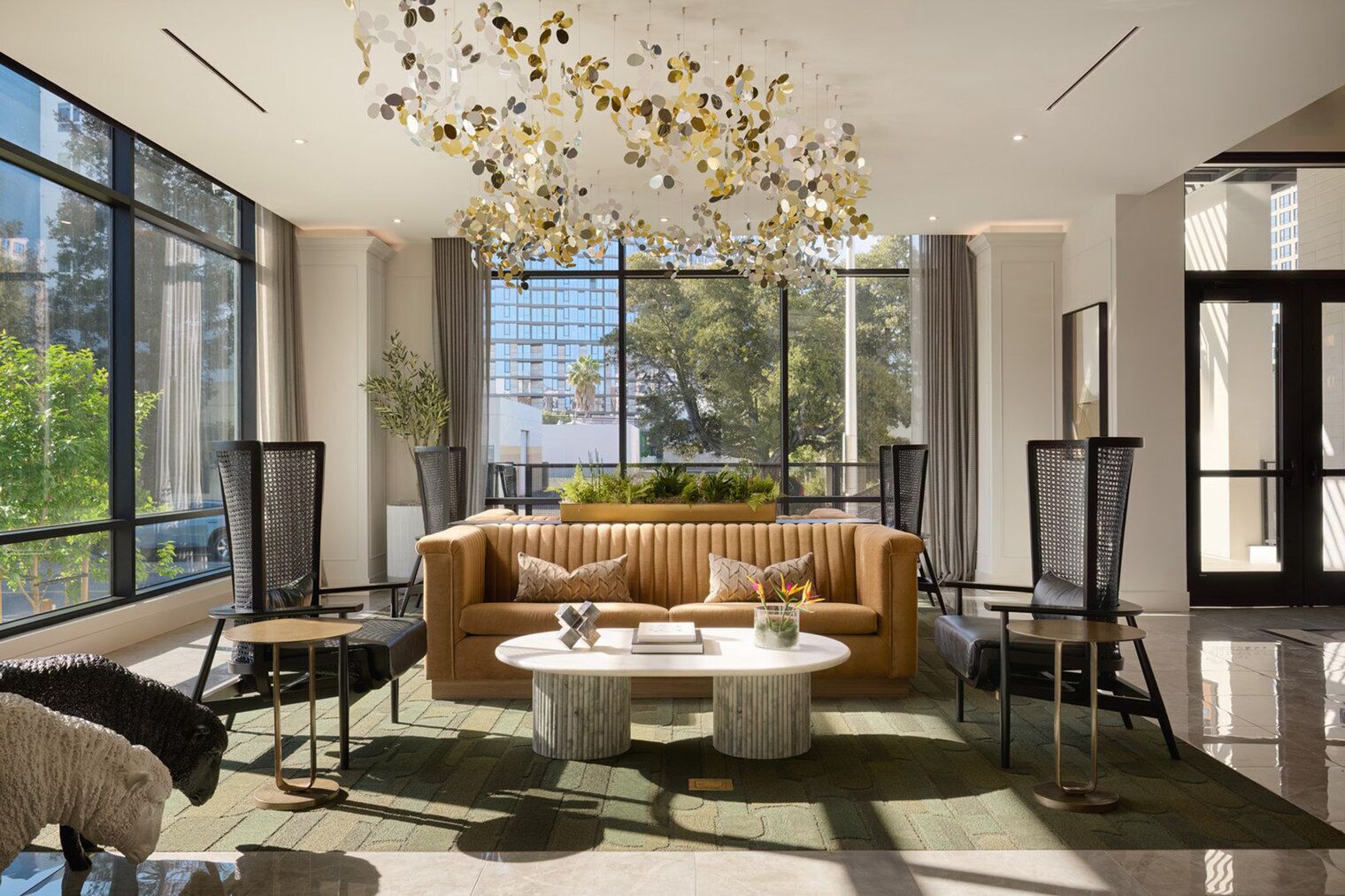 Télévision, chaîne hi-fi