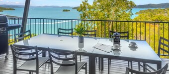 Panorama 5 - Hamilton Island & Buggy & Transfers
