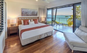 2 bedrooms, iron/ironing board, travel cot, free WiFi - Panorama 5 - Hamilton Island & Buggy & Transfers (Hamilton Island)