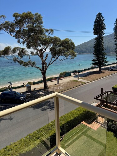 8 South Pacific - Top Floor - Across the road from Shoal Bay Beach