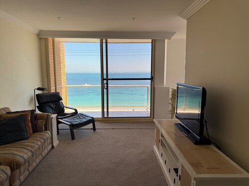 8 South Pacific - Top Floor - Across the road from Shoal Bay Beach