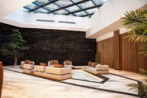 Interior - Golden Tulip Muscat The Village (Seeb)