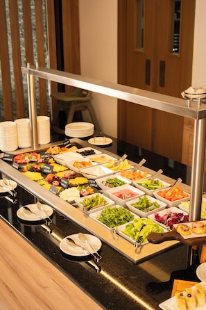 Daily buffet breakfast for a fee