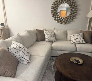 Smart TV - Charming 4-bedroom house with AC in lovely Buckeye (Buckeye)