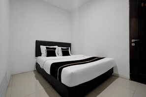 Deluxe Double Room - Hotel O near Politeknik Negeri Bandung (Bandung)