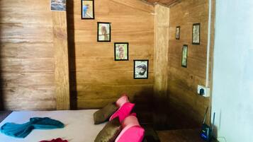 Deluxe Double Room, Balcony, Garden View