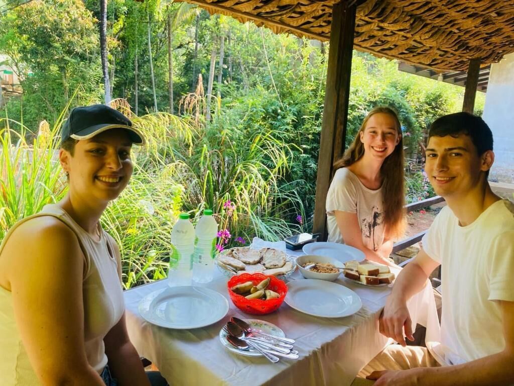 Deluxe Double Room, Balcony, Garden View | Outdoor dining