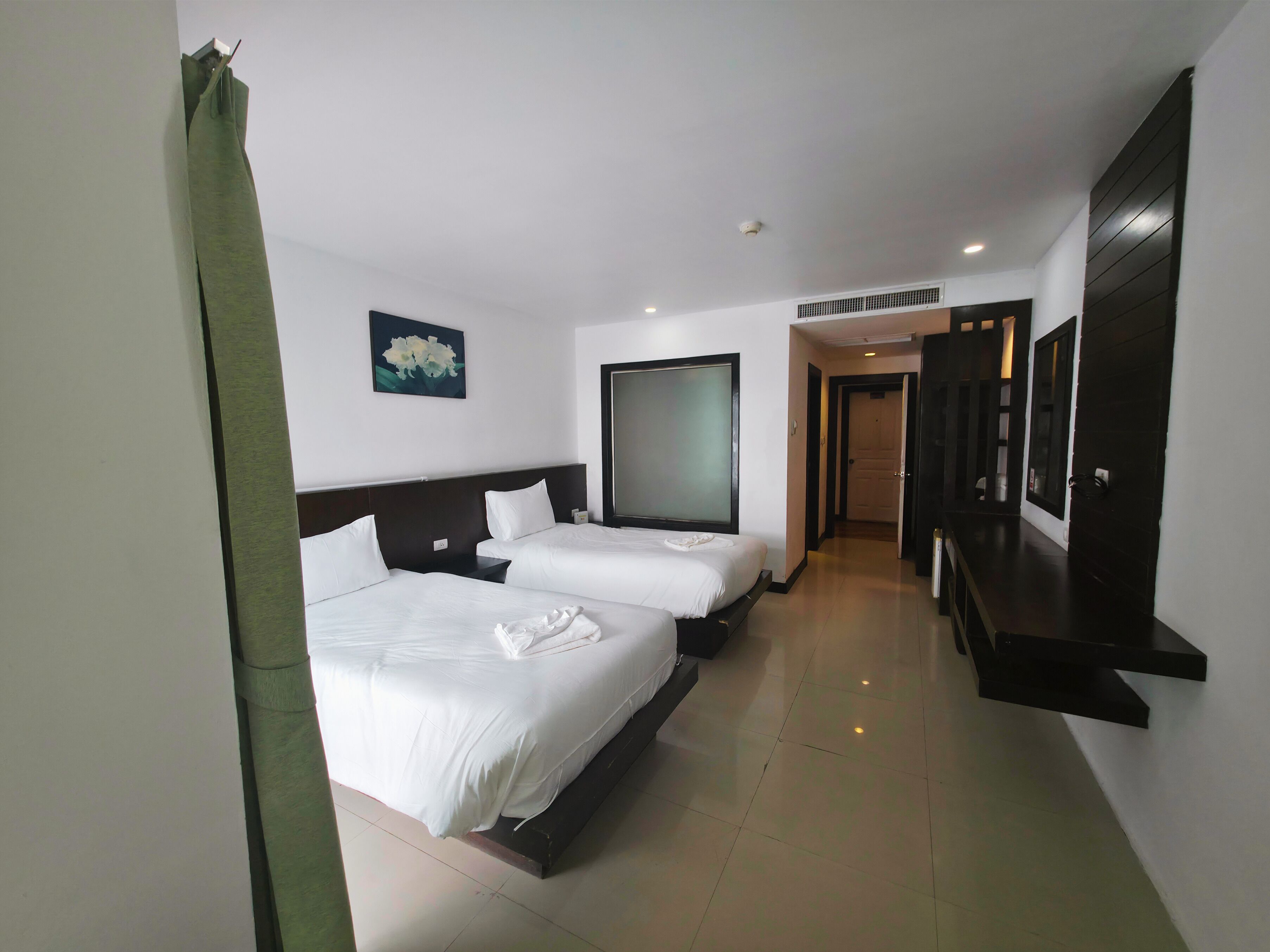 Superior Twin Room, Balcony | In-room safe, free WiFi, bed sheets