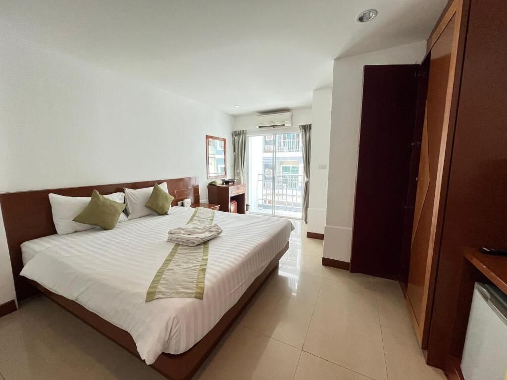 Standard Double Room, Balcony | In-room safe, free WiFi, bed sheets