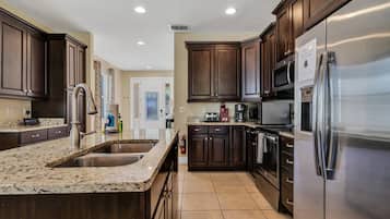 House (Multiple Bedrooms) | Interior