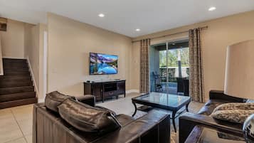 House (Multiple Bedrooms) | Interior