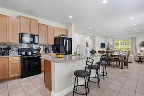 Interior - 7500-8-ma-well Equipped Home (Kissimmee)