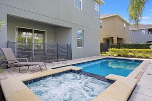 Interior - 7500-8-ma-well Equipped Home (Kissimmee)