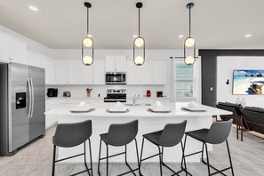 House (Multiple Bedrooms) | Interior - 3624ll · Brand New Luxury 8BR Villa in Windsor Island (Davenport)