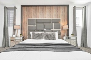 ハウス (Multiple Bedrooms) | 内装