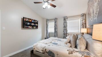 House (2 Bedrooms) | Interior