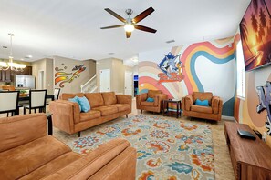 House (6 Bedrooms) | Interior - 1452 Myrtlewood, 6 Beds (Davenport)