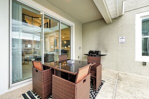 House (5 Bedrooms) | Interior - 1085 Leader ST, Davenport,5 BED (Davenport)