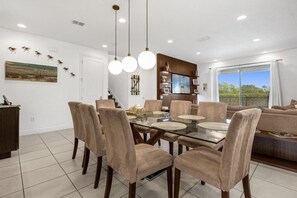 House (Multiple Bedrooms) | Interior - 371-8-pc-fabulous Home With Private Pool and spa (Kissimmee)