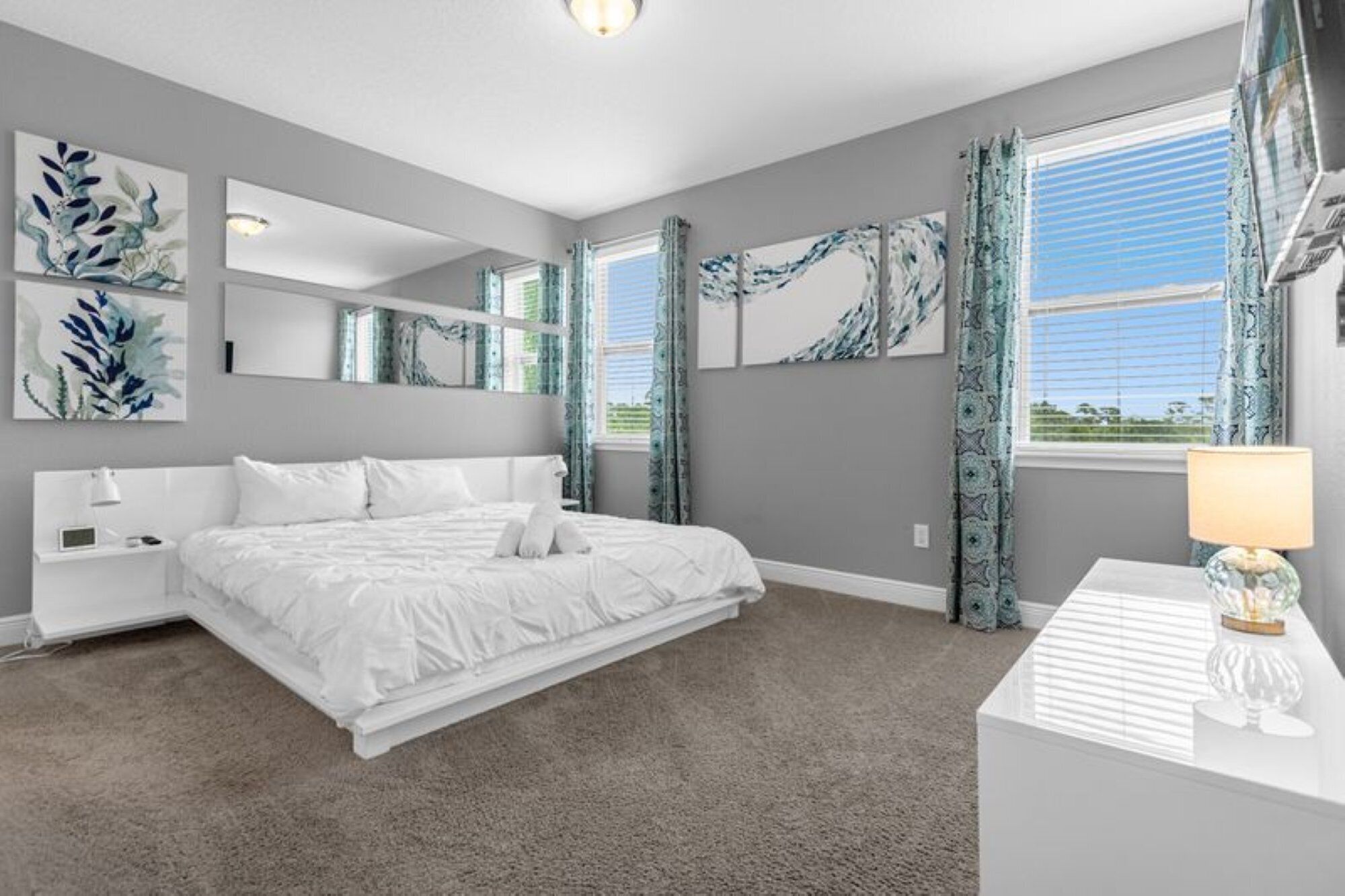 Casa (Multiple Bedrooms) | Interior