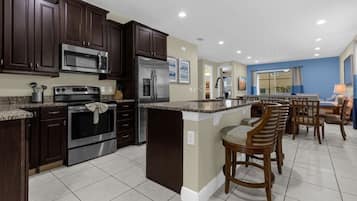 House (Multiple Bedrooms) | Interior