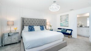 Villa (6 Bedrooms) | Interior