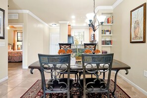 Interior - 901 Charo Parkway, 2 BED (Davenport)