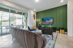 Villa (5 Bedrooms) | Interior