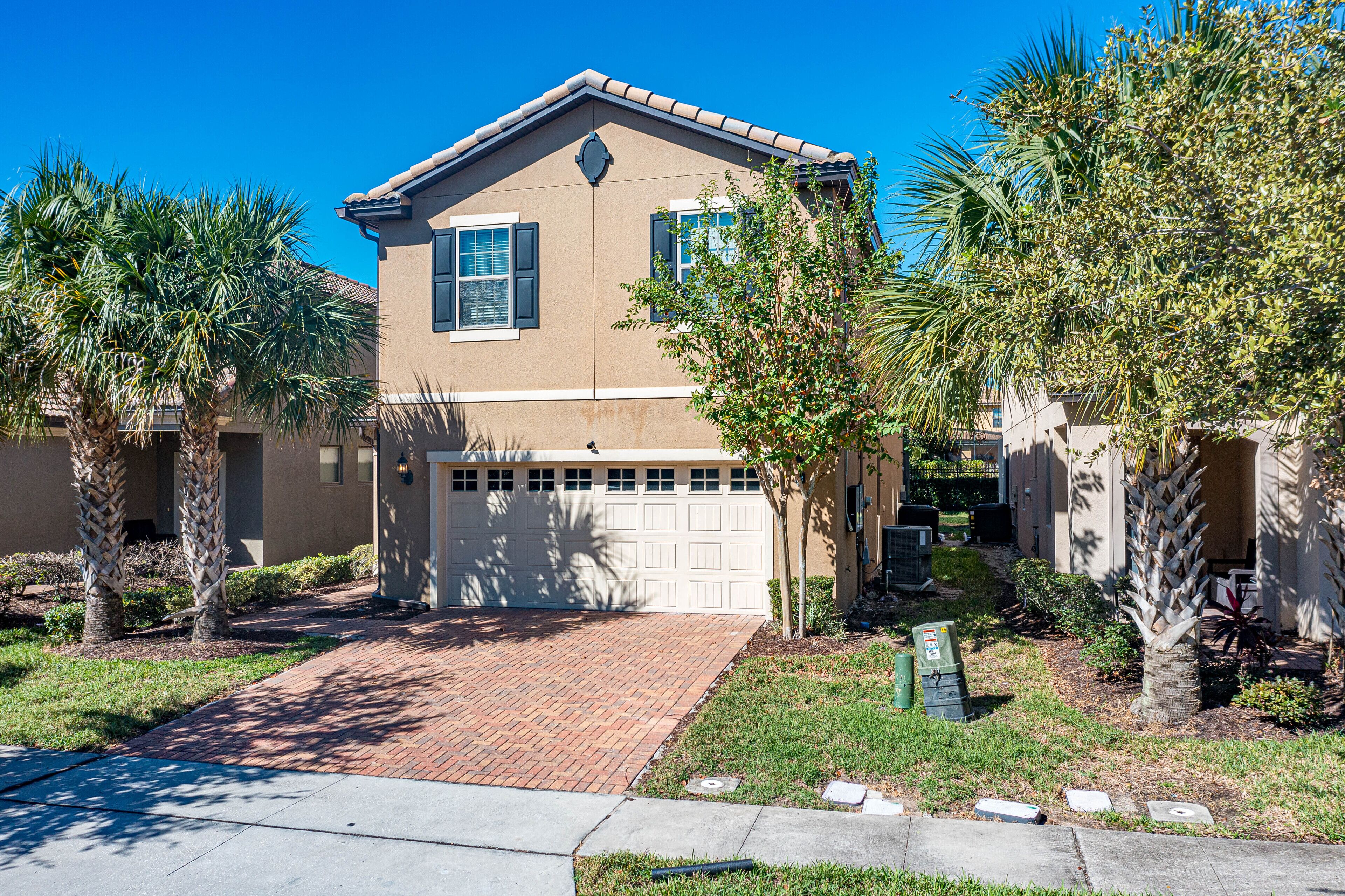 Villa (5 Bedrooms) | Fasade