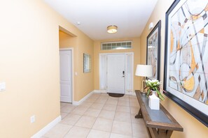 Interior - Flash 20 Off Newly Remodeled Villa With Pvt Pool, Spa Pool And Game Room (Kissimmee)