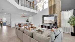 Interior - Ssh9191 (Davenport)