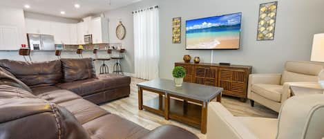 House (Multiple Bedrooms) | Front of property