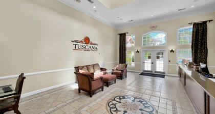 Tuscana Resort 3 Bedroom Condo Clubhouse Access 8 Miles to Disney