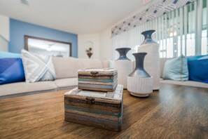 Villa (4 Bedrooms) | Interior