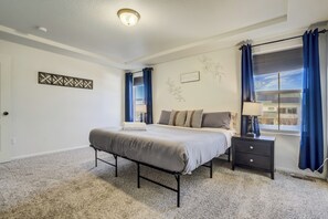 Interior - Spacious Family Getaway Near Downtown (Fountain)